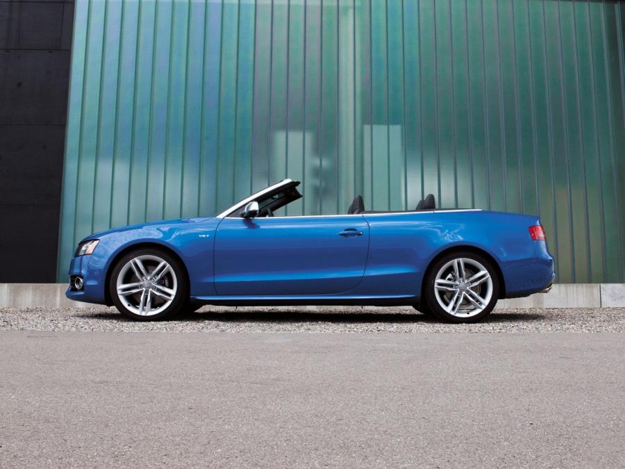  Audi S5 Cabriolet 2009 года  (NA) (фото 2 из 7)
